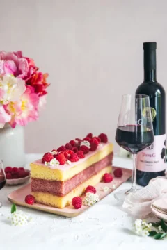 Wines from Medicinal Herbs and Berries - Variety - Strawberry